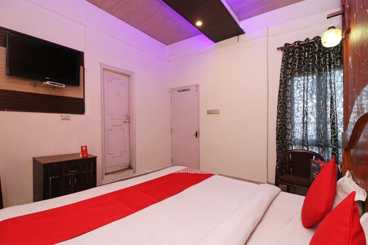 Oyo 81042 Rajput Resort Patiala Bagian luar foto